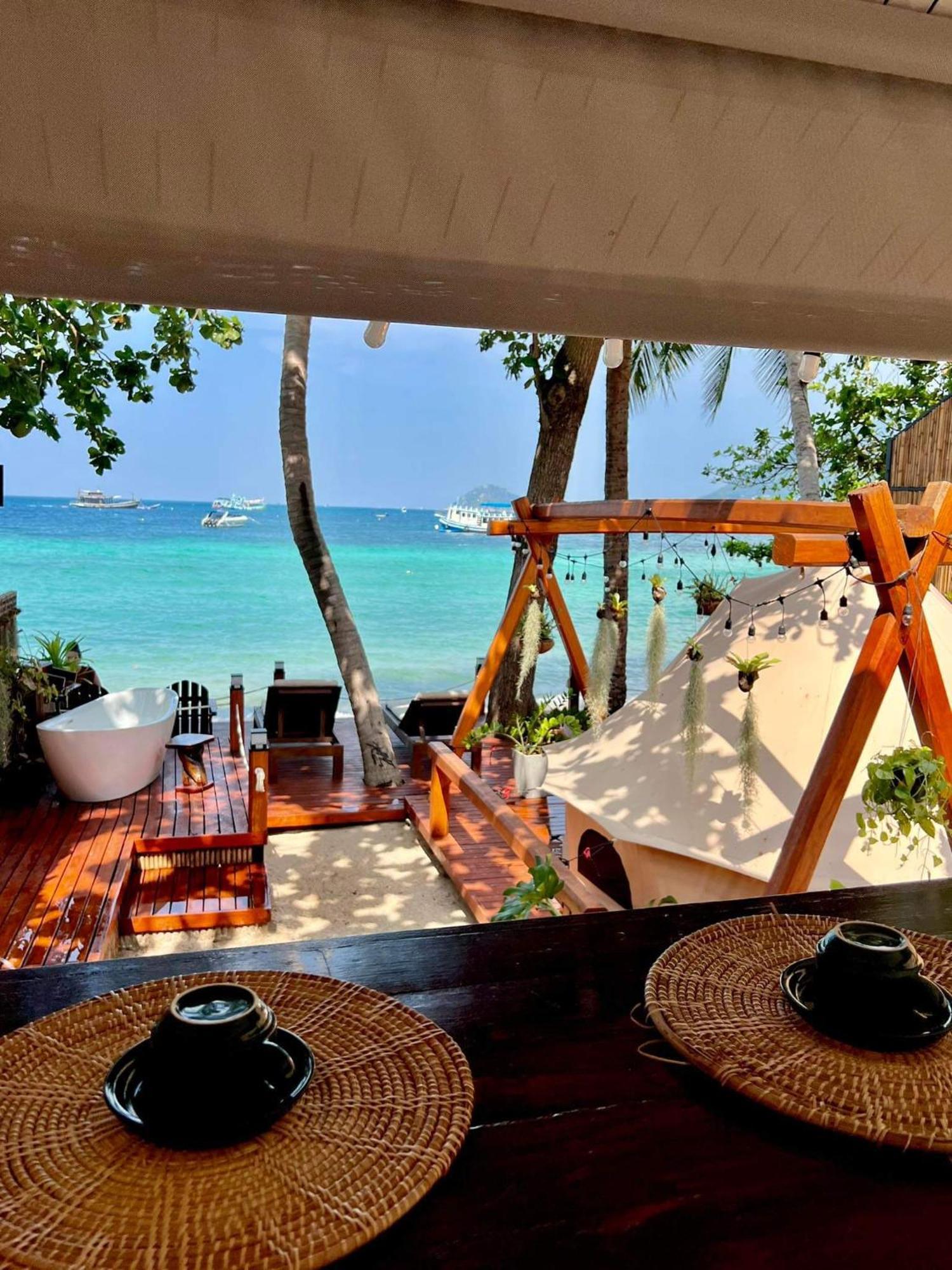 Natures Edge Beachfront Luxury Glamping Ko Tao Esterno foto