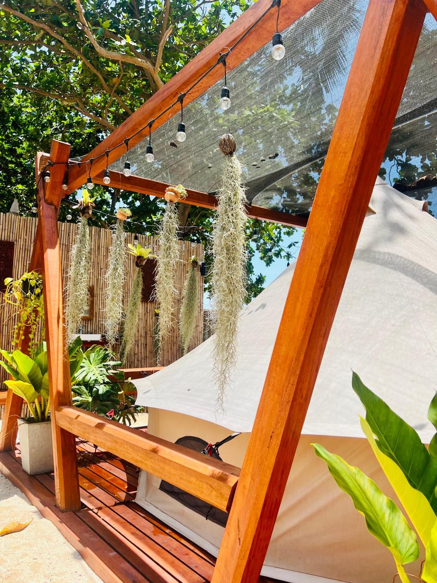 Natures Edge Beachfront Luxury Glamping Ko Tao Esterno foto
